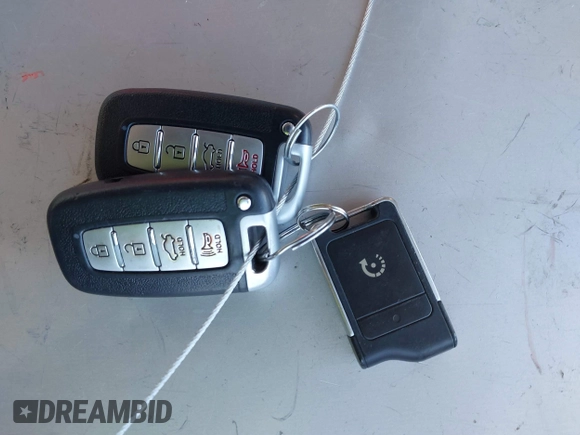 2012 Hyundai Genesis 3.8L z VIN KMHGC4DD1CU154834, wystawiony jako IAAI lot #40749774 z przebiegiem 186 855 mil mil oraz . Historia ofert i sprzedaży dostępna na DreamBid. Obrazek 11.