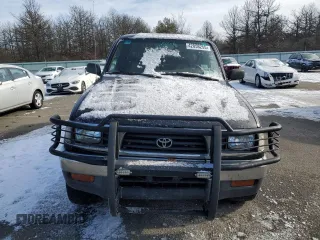1996 Toyota Tacoma z VIN 4TAWM72N8TZ183580, wystawiony jako Copart lot #42058255 z przebiegiem 271 645 mil mil oraz Szkoda całkowita • Salvage title. Historia ofert i sprzedaży dostępna na DreamBid. Obrazek 5.