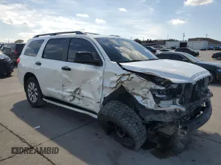 2014 Toyota Sequoia Platinum with VIN 5TDDW5G15ES109389, listed as a Copart auction lot 70515204 with 187,051 mi miles and Salvage Title. Bid and sale history available at carsss.com. Image 4.