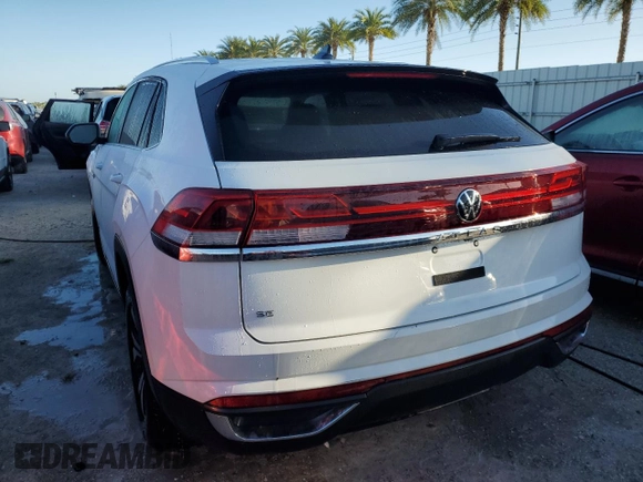 2024 Volkswagen Atlas SE with VIN 1V2DE2CA8RC224596, listed as a Copart auction lot 74582794 with Not provided miles and Salvage title. Bid and sale history available at DreamBid. Image 6.