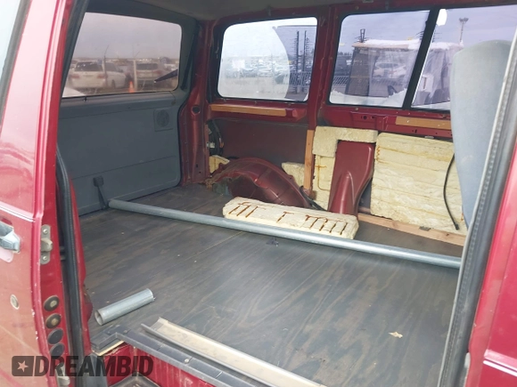 1989 Ford Aerostar z VIN 1FMCA11U2KZC19215, wystawiony jako IAAI lot #41719140 z przebiegiem 3 566 mil mil oraz . Historia ofert i sprzedaży dostępna na DreamBid. Obrazek 8.