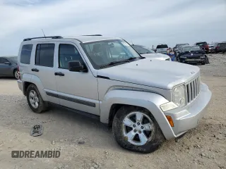 2011 Jeep Liberty Sport z VIN 1J4PN2GK6BW502136, wystawiony jako Copart lot #55778415 z przebiegiem 151 295 mil mil oraz Szkoda całkowita • Salvage title. Historia ofert i sprzedaży dostępna na DreamBid. Obrazek 4.