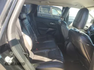 2019 Jeep Cherokee Latitude Plus с VIN 1C4PJMLB9KD393752, выставлен на аукционе Copart как лот 46051755 с пробегом 142 203 миль миль и Списание • Salvage title. История ставок и продаж доступна на DreamBid. Изображение 11.