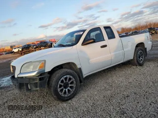 2007 Mitsubishi Raider LS with VIN 1Z7HC22K77S233963, listed as a Copart auction lot 87369944 with 201,782 mi miles and Salvage Title. Bid and sale history available at carsss.com. Image 1.