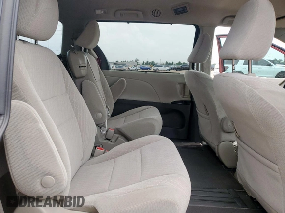 2020 Toyota Sienna LE Auto Access Seat z VIN 5TDKZ3DCXLS041015, wystawiony jako Copart lot #62779795 z przebiegiem 29 157 mil mil oraz Szkoda całkowita • Salvage title. Historia ofert i sprzedaży dostępna na DreamBid. Obrazek 11.