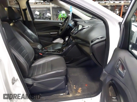 2014 Ford Escape Titanium with VIN 1FMCU9J91EUD43432, listed as a IAAI auction lot 40989177 with 110,383 mi miles and . Bid and sale history available at DreamBid. Image 5.