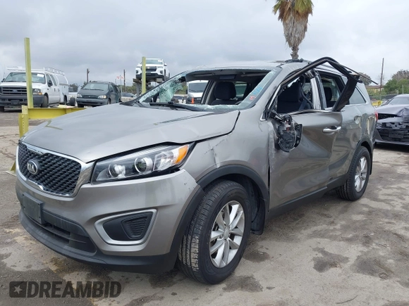 2016 Kia Sorento LX with VIN 5XYPG4A35GG149678, listed as a IAAI auction lot 41478731 with 128,895 mi miles. Bid and sale history available at carsss.com. Image 21.