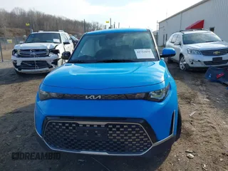 2024 Kia Soul EX with VIN KNDJ33AU7R7231321, listed as a IAAI auction lot 41711035 with 7,656 mi miles. Bid and sale history available at carsss.com. Image 13.