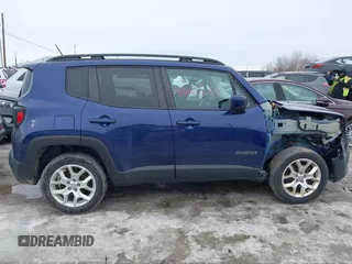 2017 Jeep Renegade Latitude with VIN ZACCJBBB4HPG10655, listed as a IAAI auction lot 41660630 with 118,072 mi miles. Bid and sale history available at carsss.com. Image 13.
