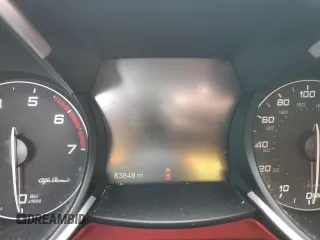 2020 Alfa Romeo Stelvio Ti z VIN ZASPAKBN4L7C91444, wystawiony jako Copart lot #43635865 z przebiegiem 83 848 mil mil oraz Szkoda całkowita • Salvage title. Historia ofert i sprzedaży dostępna na DreamBid. Obrazek 9.