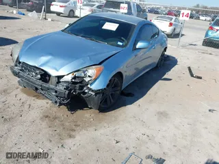 2010 Hyundai Genesis Coupe Premium with VIN KMHHT6KD1AU040560, listed as a IAAI auction lot 41360956 with 118,738 mi miles. Bid and sale history available at carsss.com. Image 17.