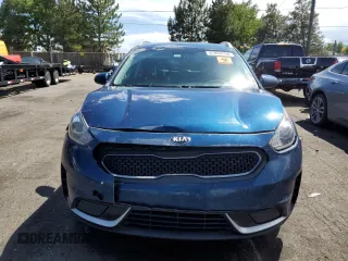 2018 Kia Niro FE with VIN KNDCB3LC3J5153586, listed as a Copart auction lot 67864184 with 86,574 mi miles and Salvage Title. Bid and sale history available at carsss.com. Image 5.