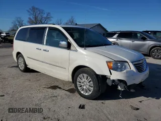 2013 Chrysler Town & Country Limited with VIN 2C4RC1GG7DR645926, listed as a Copart auction lot 46692665 with 235,185 mi miles and Salvage Title. Bid and sale history available at carsss.com. Image 4.