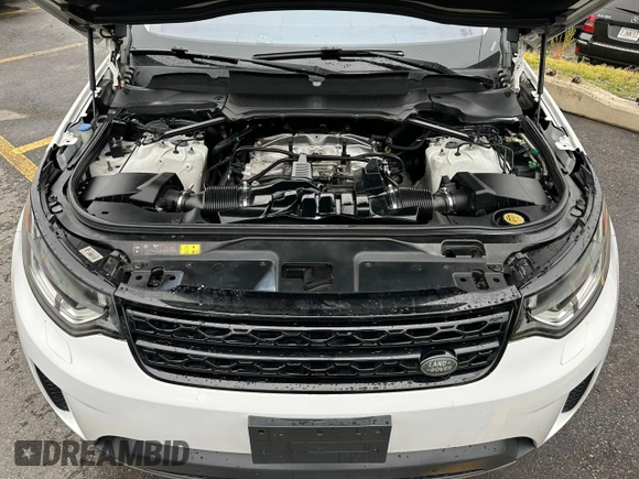 2017 Land Rover Discovery SE z VIN SALRGBBVXHA045789, wystawiony jako Copart lot #61727255 z przebiegiem 141 285 mil mil oraz Czysty tytuł • Clean title. Historia ofert i sprzedaży dostępna na DreamBid. Obrazek 9.