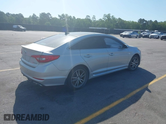 2015 Hyundai Sonata Sport with VIN 5NPE34AB0FH084580, listed as a IAAI auction lot 42150153 with 159,633 mi miles and . Bid and sale history available at carsss.com. Image 4.