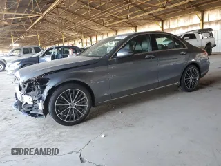 2020 Mercedes-Benz C 300 с VIN W1KWF8DB9LR589736, выставлен на аукционе Copart как лот 61863365 с пробегом 53 490 миль миль и Списание • Salvage title. История ставок и продаж доступна на DreamBid. Изображение 1.
