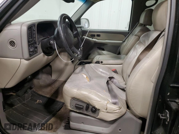 2002 GMC Yukon XL SLT with VIN 3GKFK16Z32G360592, listed as a Copart auction lot 41509675 with 213,648 mi miles and Non Repairable. Bid and sale history available at carsss.com. Image 7.