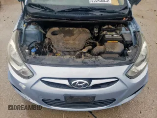2012 Hyundai Accent GLS z VIN KMHCT4AE8CU058971, wystawiony jako Copart lot #55045825 z przebiegiem 103 497 mil mil oraz Szkody całkowita. Historia ofert i sprzedaży dostępna na DreamBid. Obrazek 11.