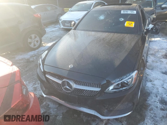 2018 Mercedes-Benz C 300 с VIN WDDWJ4KB6JF756983, выставлен на аукционе Copart как лот 88961705 с пробегом Не указан миль и Списание • Salvage title. История ставок и продаж доступна на DreamBid. Изображение 5.
