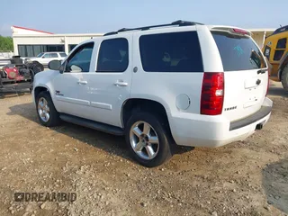 2008 Chevrolet Tahoe 3LT z VIN 1GNFC13068R119950, wystawiony jako IAAI lot #42410879 z przebiegiem 230 254 mil mil oraz . Historia ofert i sprzedaży dostępna na DreamBid. Obrazek 3.