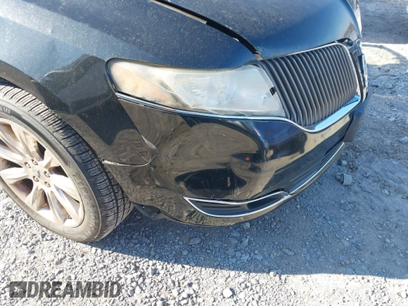 2013 Lincoln MKT with VIN 2LMHJ5FK9DBL56134, listed as a IAAI auction lot 41003176 with 292,292 mi miles and . Bid and sale history available at DreamBid. Image 6.