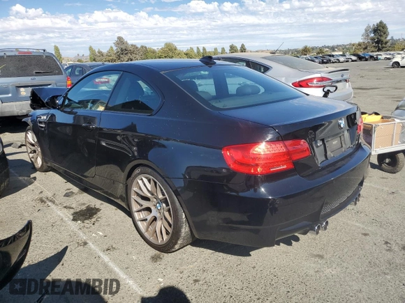 2012 BMW M3 z VIN WBSKG9C5XCE798197, wystawiony jako Copart lot #67197024 z przebiegiem Nie podano mil oraz Szkoda całkowita • Salvage title. Historia ofert i sprzedaży dostępna na DreamBid. Obrazek 2.