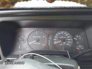 1996 Dodge Ram 2500 with VIN 3B7KC23CXTM147915, listed as a IAAI auction lot 41236310 with 211,518 mi miles. Bid and sale history available at carsss.com. Image 7.
