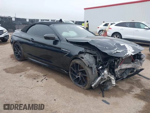 2014 BMW M6 z VIN WBSLZ9C58ED651156, wystawiony jako IAAI lot #41526192 z przebiegiem 90 642 mil mil oraz . Historia ofert i sprzedaży dostępna na DreamBid. Obrazek 1.
