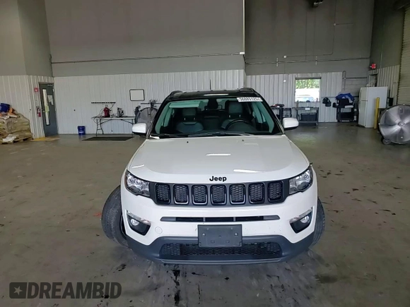 2021 Jeep Compass Latitude z VIN 3C4NJDBB5MT512547, wystawiony jako Copart lot #56885125 z przebiegiem 89 980 mil mil oraz Szkoda całkowita • Salvage title. Historia ofert i sprzedaży dostępna na DreamBid. Obrazek 14.