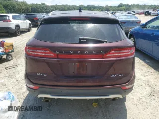 2017 Lincoln MKC Select z VIN 5LMCJ2D94HUL51571, wystawiony jako Copart lot #51964575 z przebiegiem Nie podano mil oraz Nie do naprawy. Historia ofert i sprzedaży dostępna na DreamBid. Obrazek 6.
