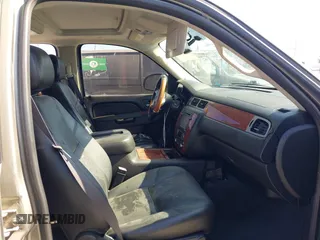 2012 Chevrolet Tahoe LTZ с VIN 1GNSCCE08CR297245, выставлен на аукционе IAAI как лот 40194964 с пробегом 117 007 миль миль и . История ставок и продаж доступна на DreamBid. Изображение 5.