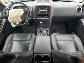2010 Ford Explorer Limited с VIN 1FMEU7FE8AUA82863, выставлен на аукционе Copart как лот 61164515 с пробегом 141 714 миль миль и Списание • Salvage title. История ставок и продаж доступна на DreamBid. Изображение 8.