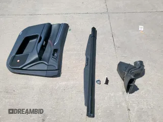 2019 Toyota Highlander Limited с VIN 5TDDZRFH7KS976527, выставлен на аукционе Copart как лот 52590495 с пробегом 31 968 миль миль и Списание • Salvage title. История ставок и продаж доступна на DreamBid. Изображение 13.