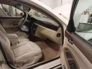 2008 Chevrolet Impala LS with VIN 2G1WB58K889146941, listed as a IAAI auction lot 41922008 with 211,953 mi miles and . Bid and sale history available at DreamBid. Image 5.