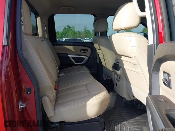 2016 Nissan Titan Platinum Reserve z VIN 1N6BA1F25GN500184, wystawiony jako IAAI lot #42185647 z przebiegiem 176 417 mil mil oraz . Historia ofert i sprzedaży dostępna na DreamBid. Obrazek 8.