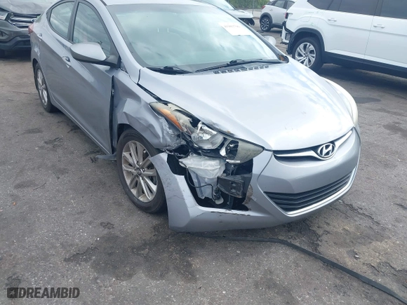 2015 Hyundai Elantra SE with VIN 5NPDH4AE9FH633720, listed as a IAAI auction lot 41983796 with 141,810 mi miles. Bid and sale history available at carsss.com. Image 6.