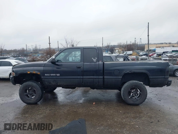 2001 Dodge 1500 with VIN 3B7HF13Y91G763348, listed as a IAAI auction lot 41510274 with 207,408 mi miles and . Bid and sale history available at DreamBid. Image 14.