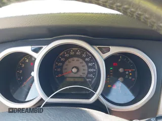 2005 Toyota 4Runner SR5 z VIN JTEZU14RX50048814, wystawiony jako IAAI lot #42042996 z przebiegiem 161 710 mil mil oraz . Historia ofert i sprzedaży dostępna na DreamBid. Obrazek 7.