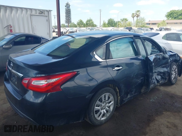 2016 Nissan Altima SR z VIN 1N4AL3AP0GC216597, wystawiony jako IAAI lot #41987929 z przebiegiem 191 736 mil mil oraz . Historia ofert i sprzedaży dostępna na DreamBid. Obrazek 4.