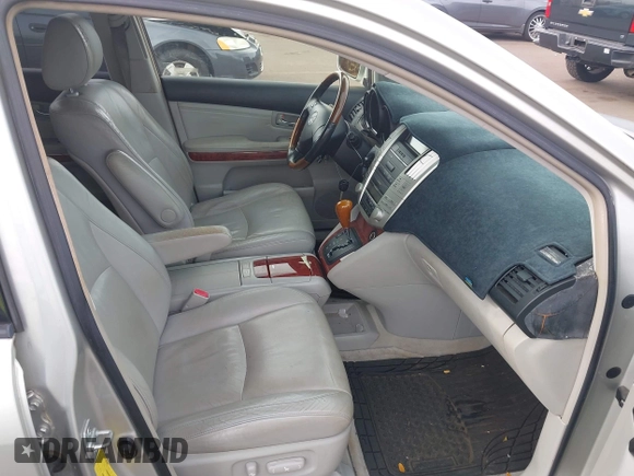 2005 Lexus RX 330 with VIN JTJGA31U050052280, listed as a IAAI auction lot 42131996 with 242,995 mi miles. Bid and sale history available at carsss.com. Image 5.