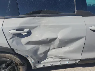 2024 Kia Telluride EX X-Line z VIN 5XYP3DGC7RG561574, wystawiony jako Copart lot #49926285 z przebiegiem 6 650 mil mil oraz Szkoda całkowita • Salvage title. Historia ofert i sprzedaży dostępna na DreamBid. Obrazek 12.