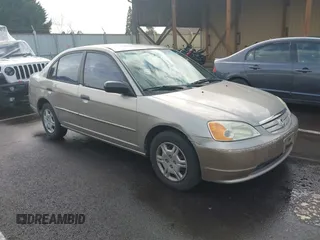 2001 Honda Civic LX with VIN 1HGES15501L077334, listed as a IAAI auction lot 41584435 with 226,072 mi miles. Bid and sale history available at carsss.com. Image 1.