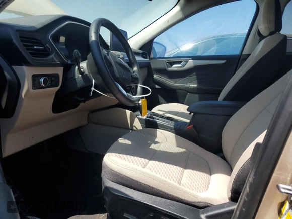 2021 Ford Escape SE with VIN 1FMCU0G66MUB34372, listed as a Copart auction lot 56595405 with 42,355 mi miles and Salvage title. Bid and sale history available at DreamBid. Image 7.