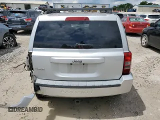 2010 Jeep Patriot Sport с VIN 1J4NF2GB4AD555691, выставлен на аукционе Copart как лот 55744455 с пробегом 210 210 миль миль и На запчасти • Non repairable. История ставок и продаж доступна на DreamBid. Изображение 6.