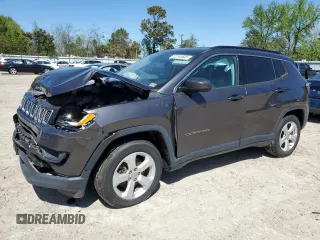 2019 Jeep Compass Latitude with VIN 3C4NJCBB1KT855704, listed as a Copart auction lot 52249505 with 60,807 mi miles and Salvage Title. Bid and sale history available at carsss.com. Image 1.
