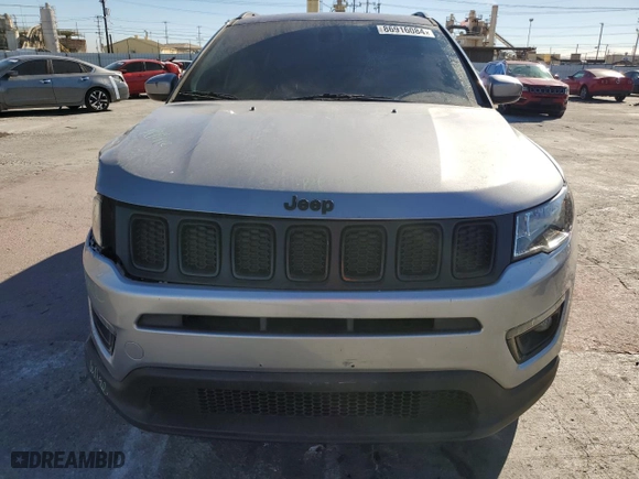 2019 Jeep Compass Latitude w/Sun/Wheel Pkg with VIN 3C4NJCBB5KT614941, listed as a Copart auction lot 86916084 with NaN miles and Salvage Title. Bid and sale history available at carsss.com. Image 5.