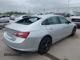 2022 Chevrolet Malibu LT with VIN 1G1ZD5ST7NF133416, listed as a IAAI auction lot 41961337 with 48,381 mi miles and . Bid and sale history available at DreamBid. Image 4.