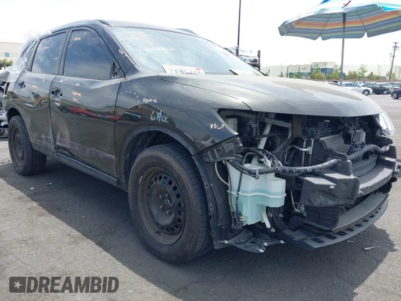 2017 Nissan Rogue SV z VIN KNMAT2MT5HP526512, wystawiony jako IAAI lot #42349293 z przebiegiem 93 620 mil mil oraz . Historia ofert i sprzedaży dostępna na DreamBid. Obrazek 1.