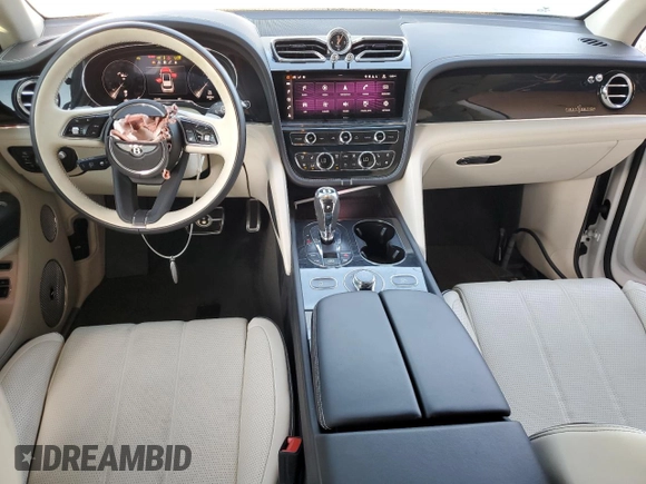 2021 Bentley Bentayga V8 z VIN SJAAM2ZV9MC036858, wystawiony jako Copart lot #41018244 z przebiegiem 29 054 mil mil oraz Nie do naprawy • Non repairable. Historia ofert i sprzedaży dostępna na DreamBid. Obrazek 8.