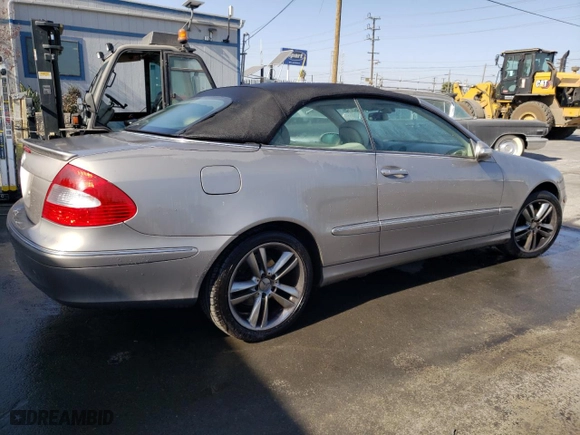2006 Mercedes-Benz CLK-Class 3.5L with VIN WDBTK56G96T059286, listed as a Copart auction lot 88762015 with 148,129 mi miles and Clean Title. Bid and sale history available at carsss.com. Image 3.